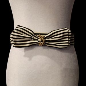 Gorgeous Vintage Bow Striped Belt with Gold Chain Detail at Center of Bow